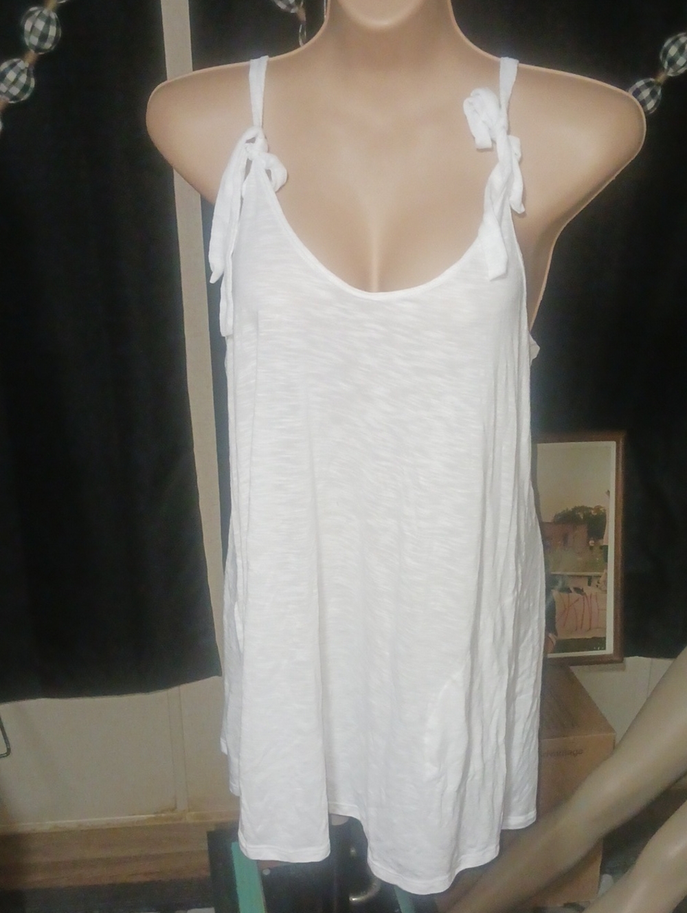 BECCA White Tie-Shoulder Tank Top